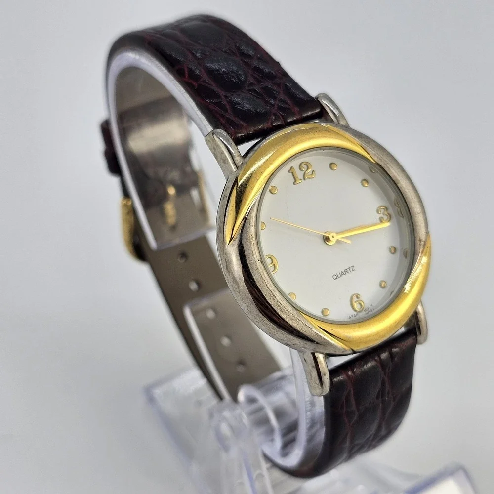 34MM‎ Women's Analog Watch White Dial Brown Leather Bands NEW Battery